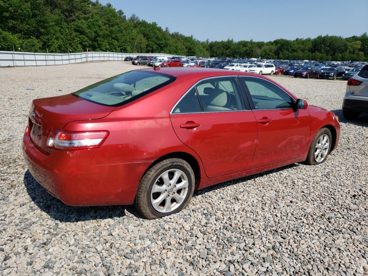 2011 TOYOTA CAMRY