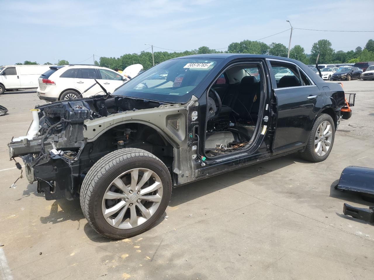 2019 CHRYSLER 300