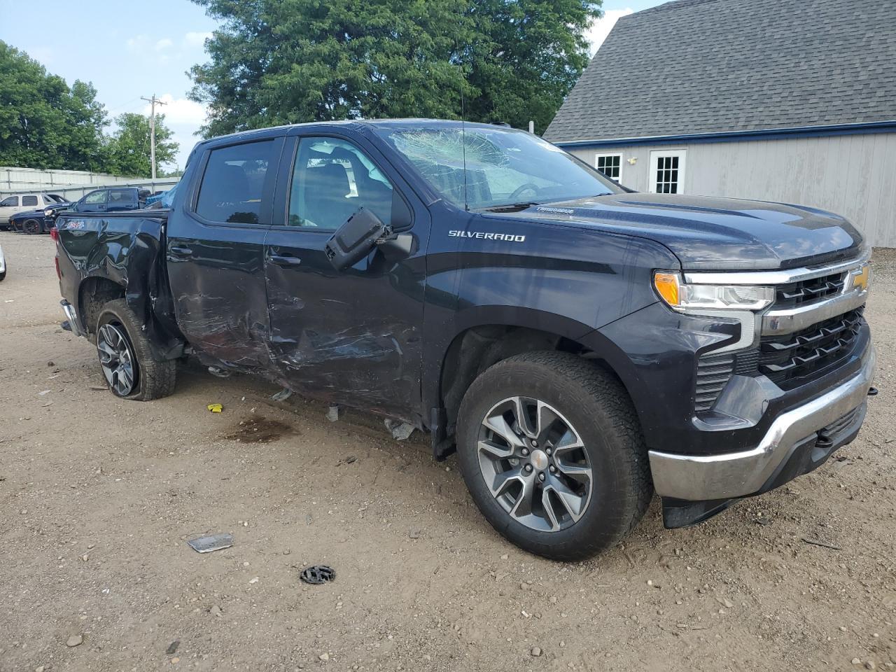 2024 CHEVROLET Silverado