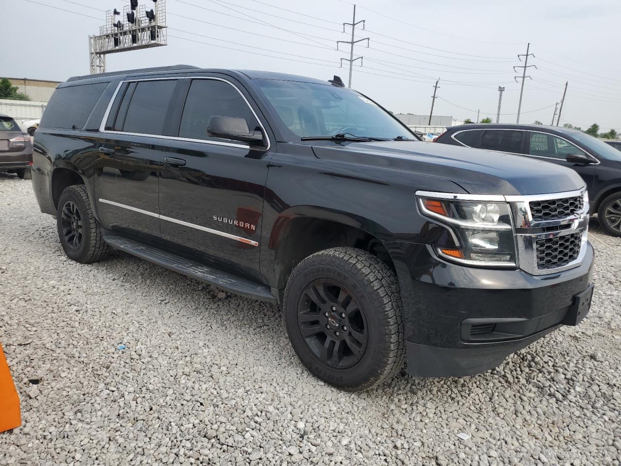 2017 CHEVROLET Suburban