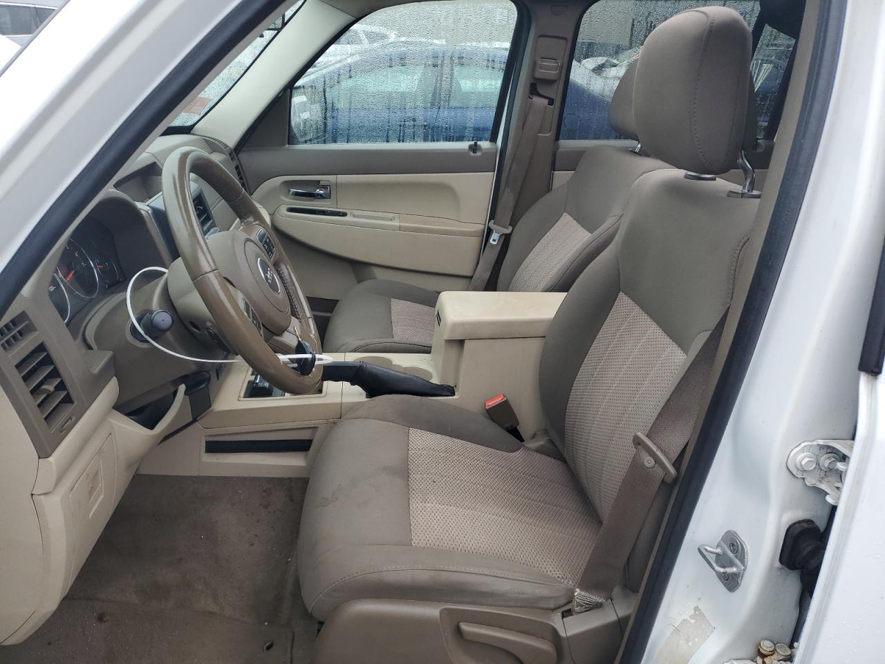2012 JEEP Liberty