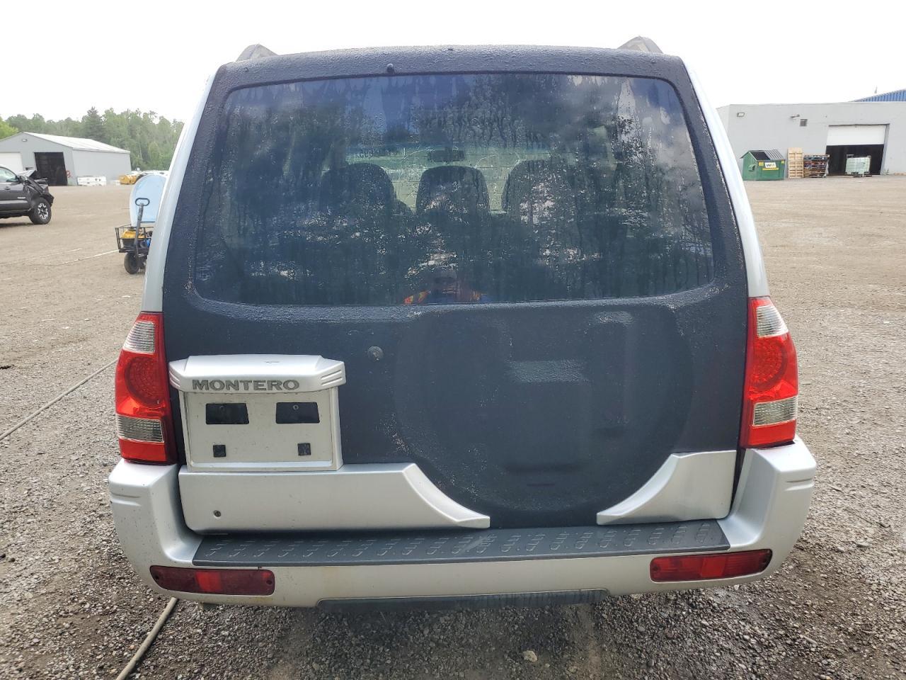 2003 MITSUBISHI Montero