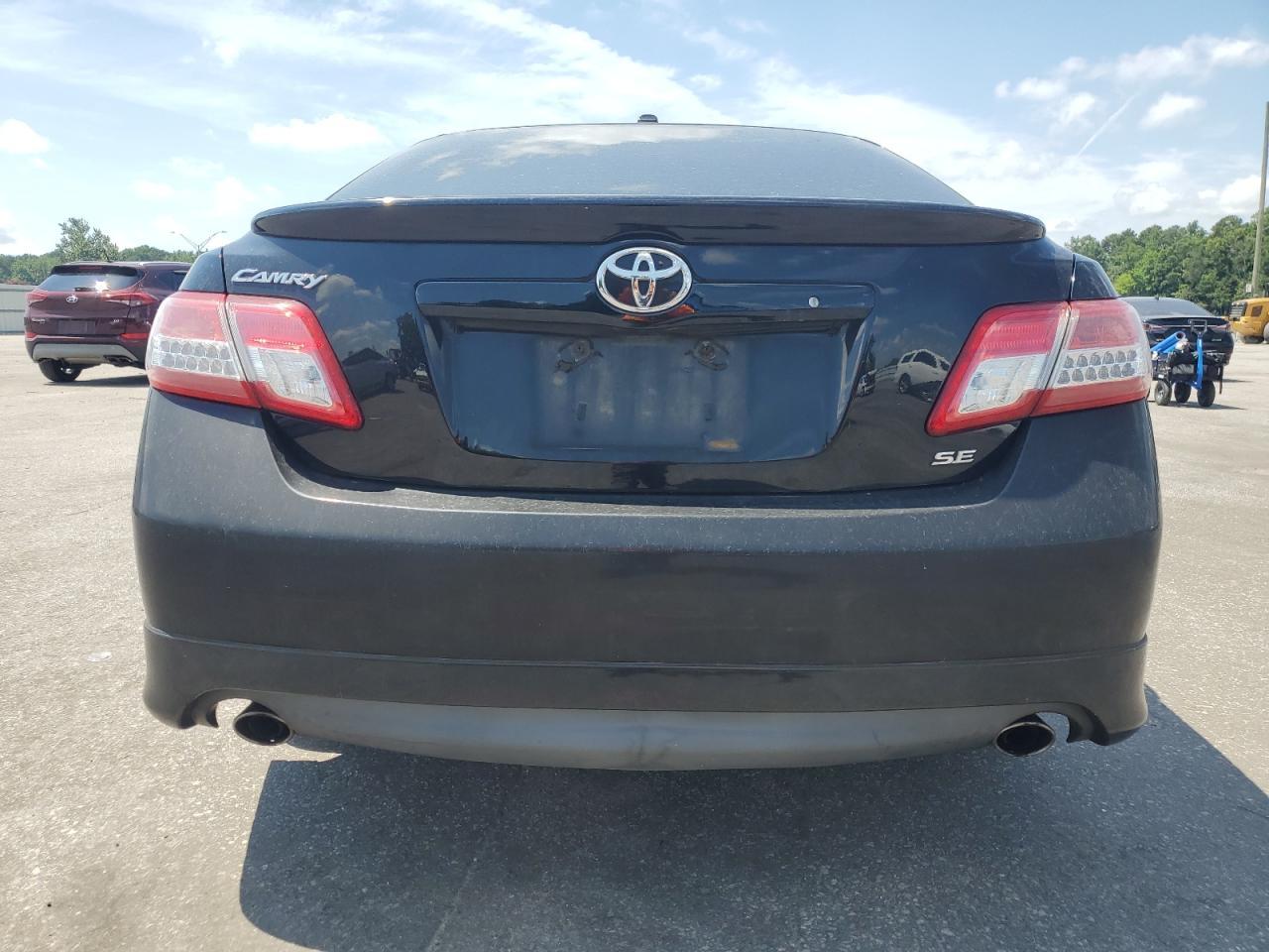 2011 TOYOTA CAMRY