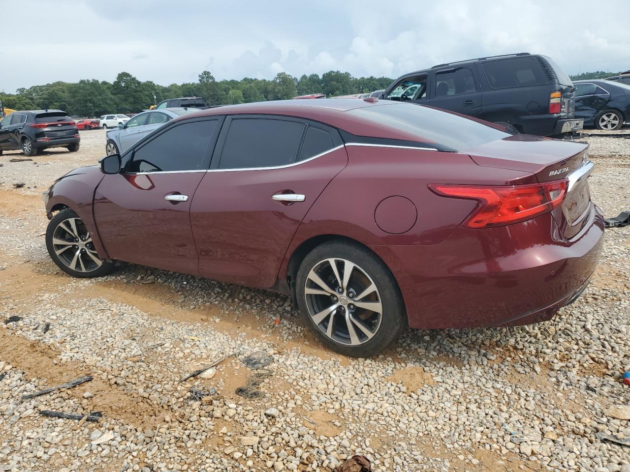 2017 NISSAN Maxima