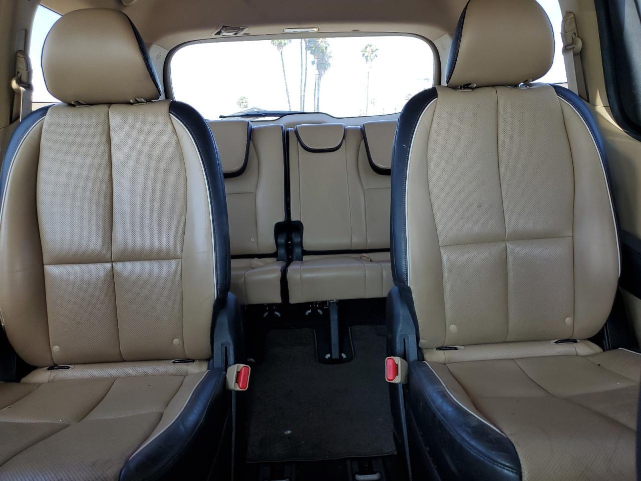 2016 KIA SEDONA