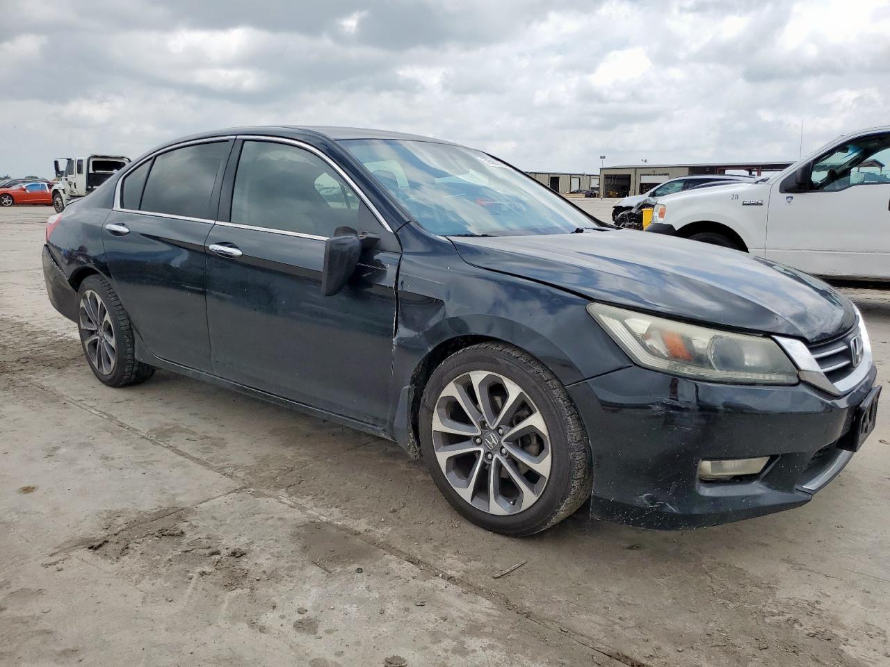 2015 HONDA ACCORD
