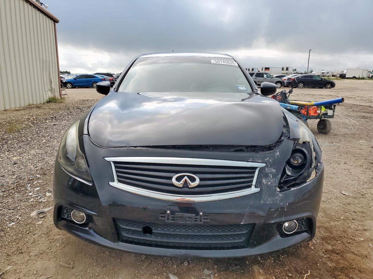2015 INFINITI Q40