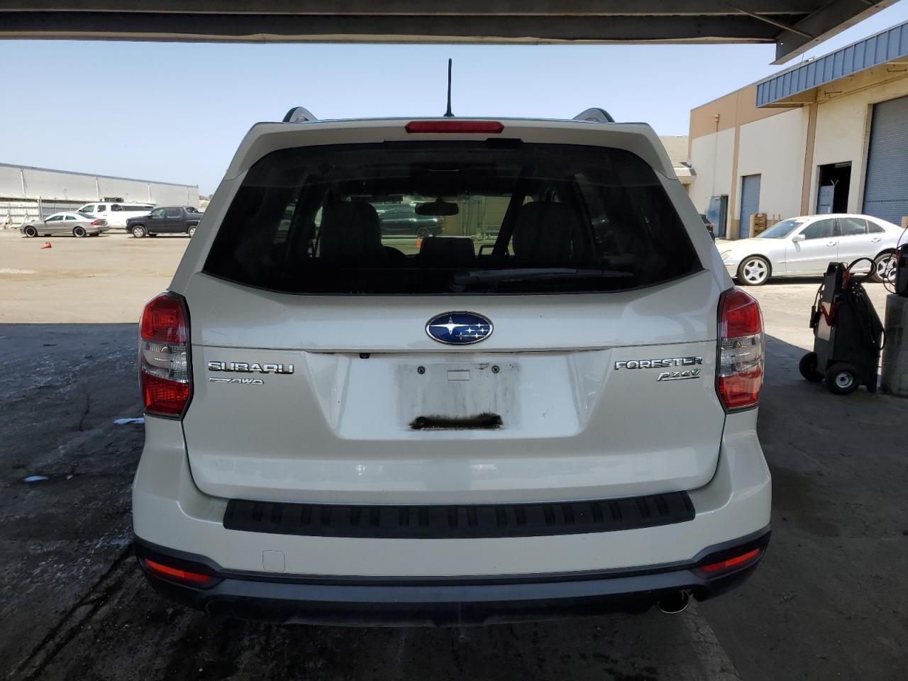 2015 SUBARU FORESTER