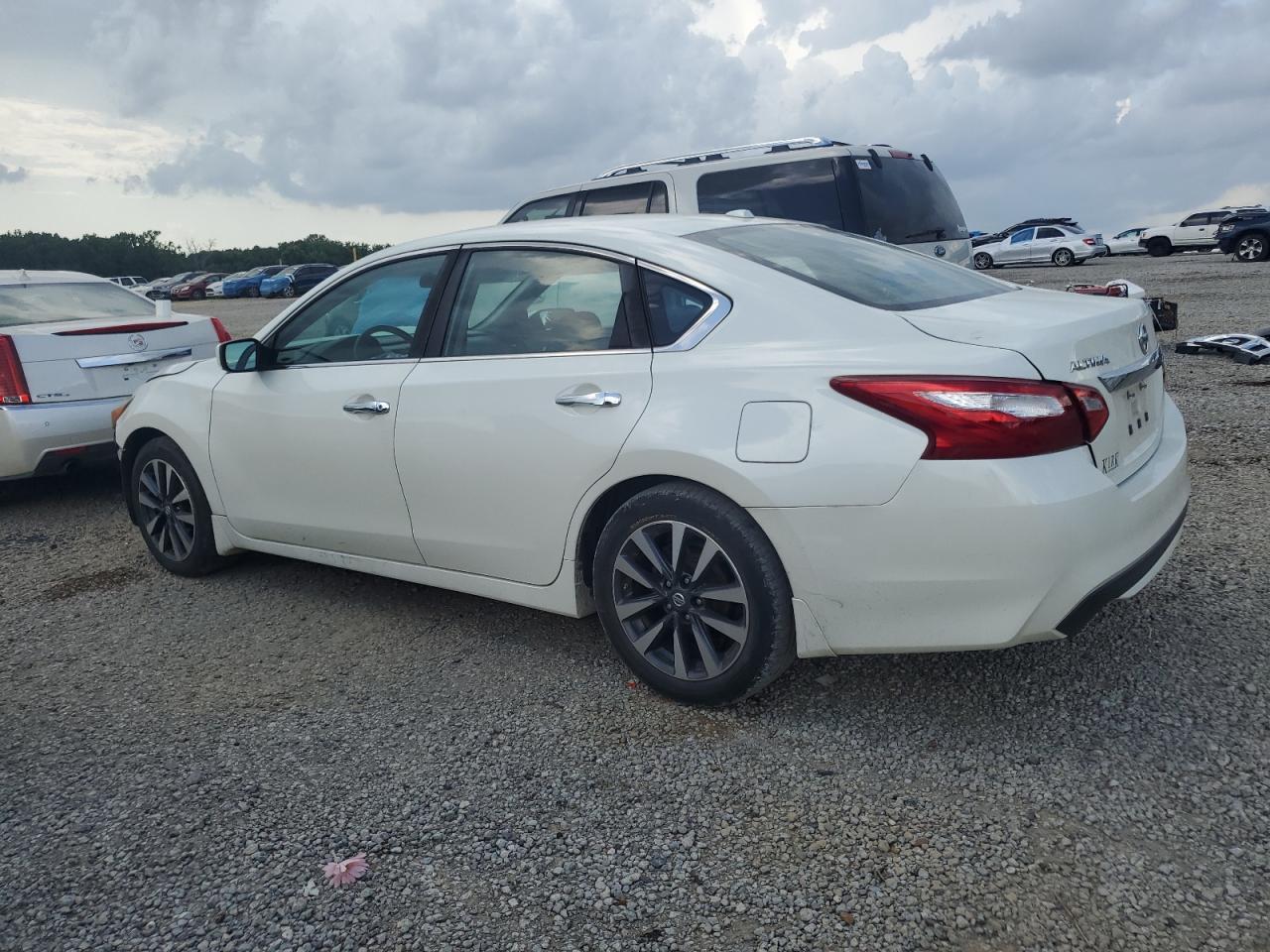 2017 NISSAN ALTIMA