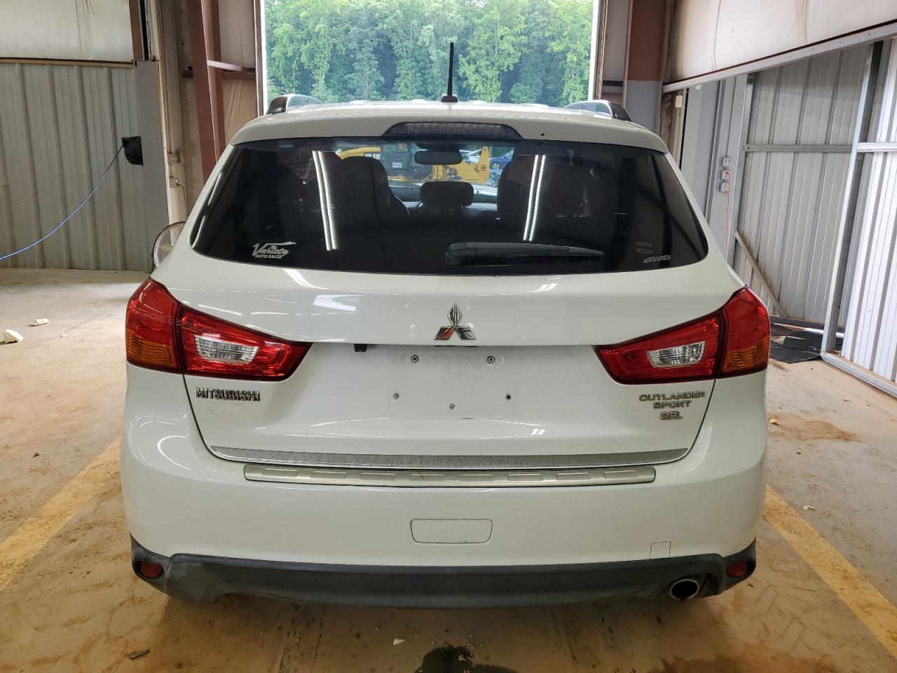 2016 MITSUBISHI outlander