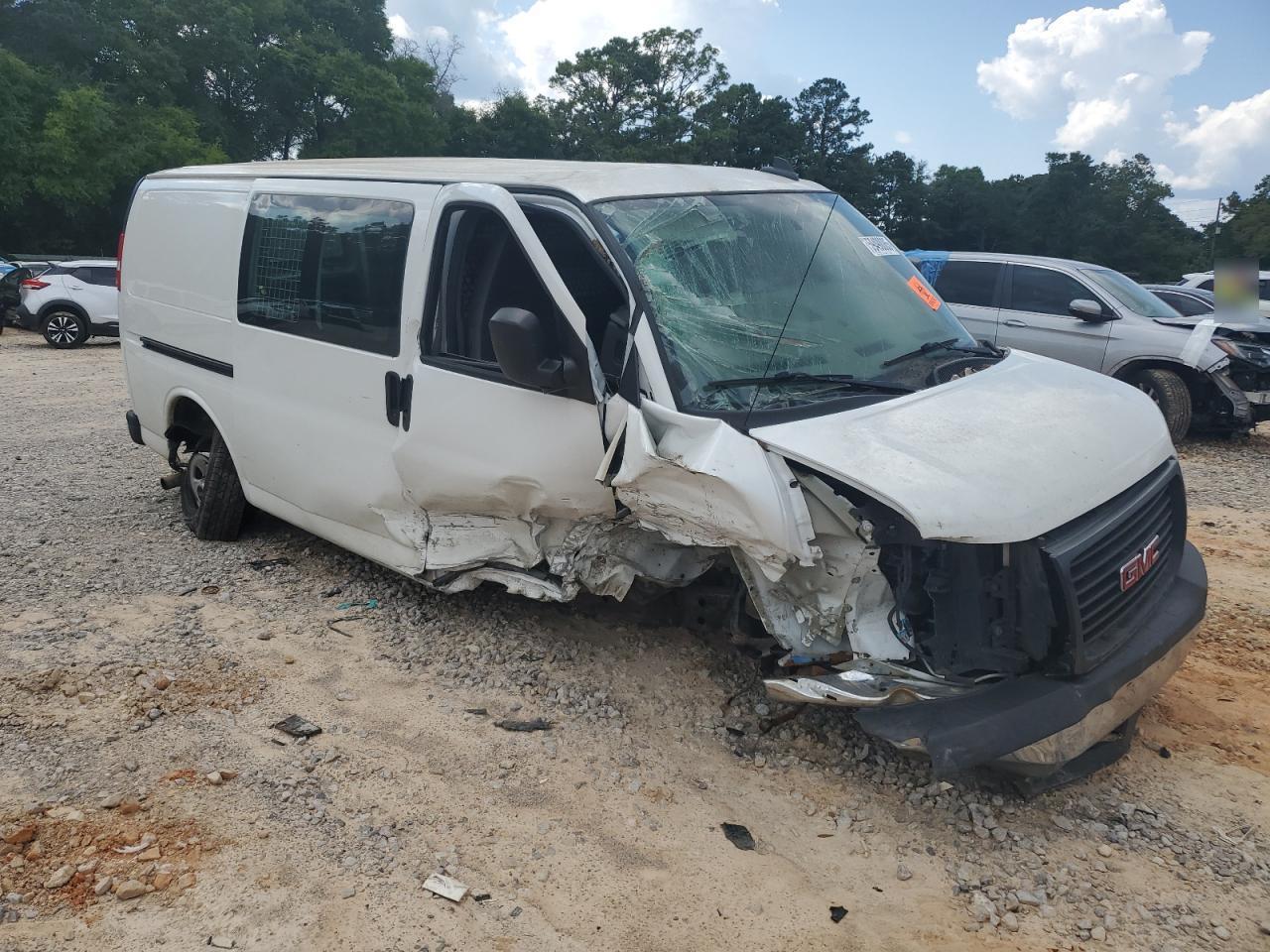 2019 GMC Savana