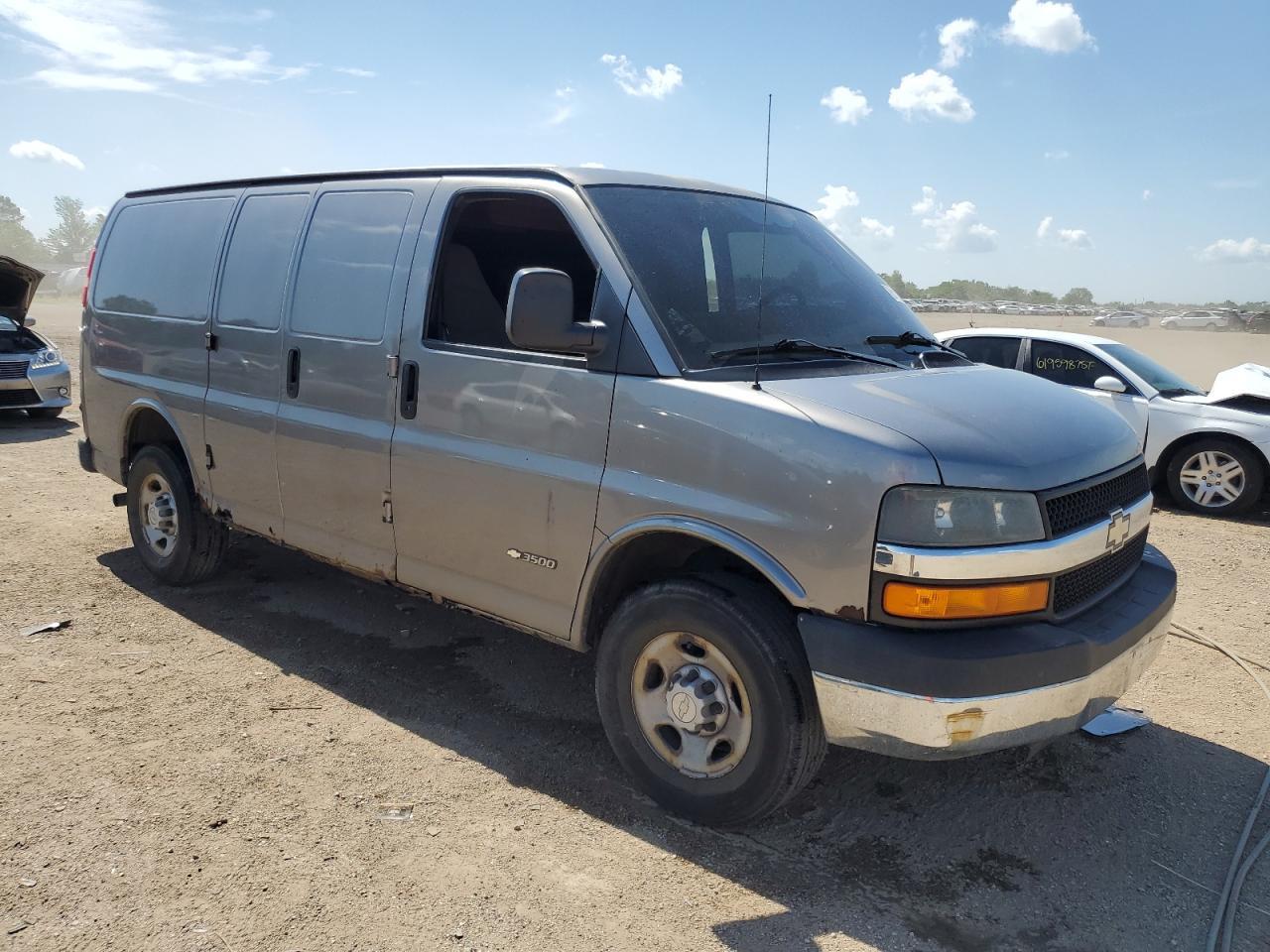 2006 CHEVROLET Express 3500