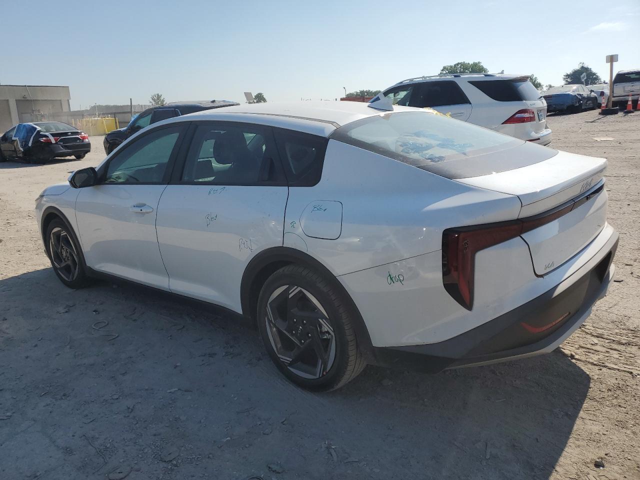 2025 KIA K4