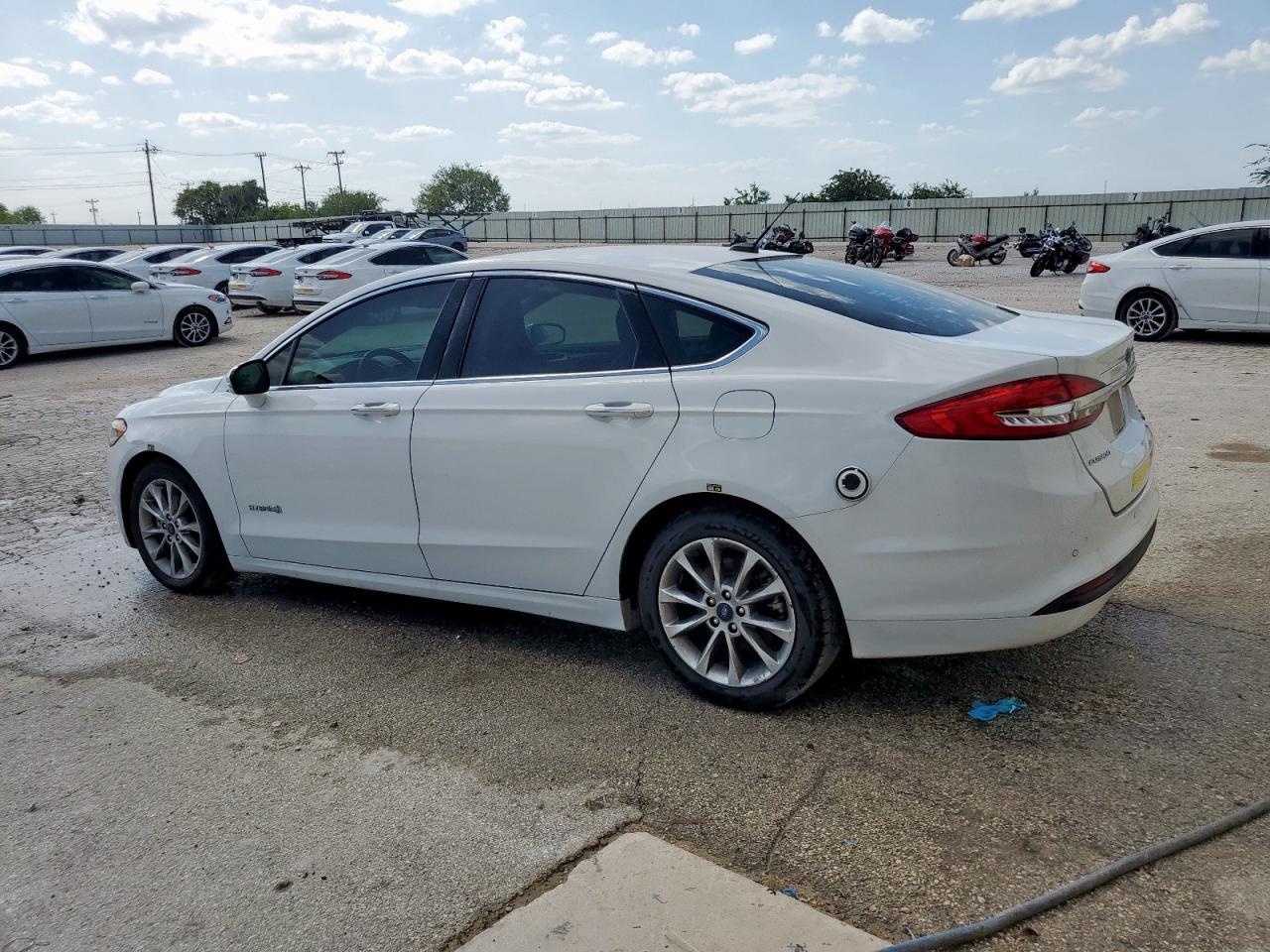2017 FORD FUSION