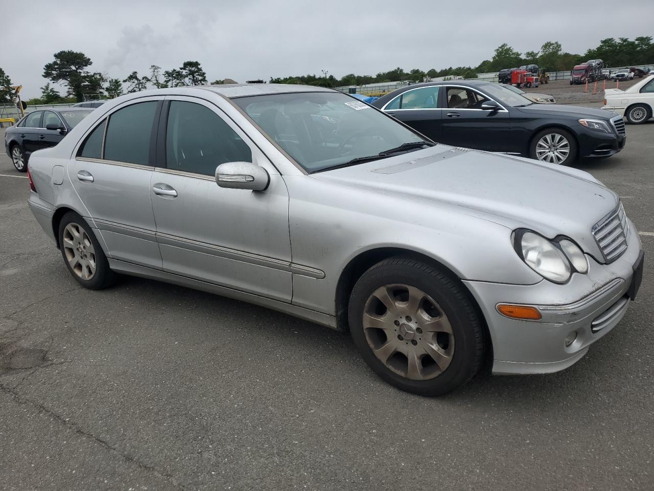 2005 MERCEDES-BENZ C-CLASS