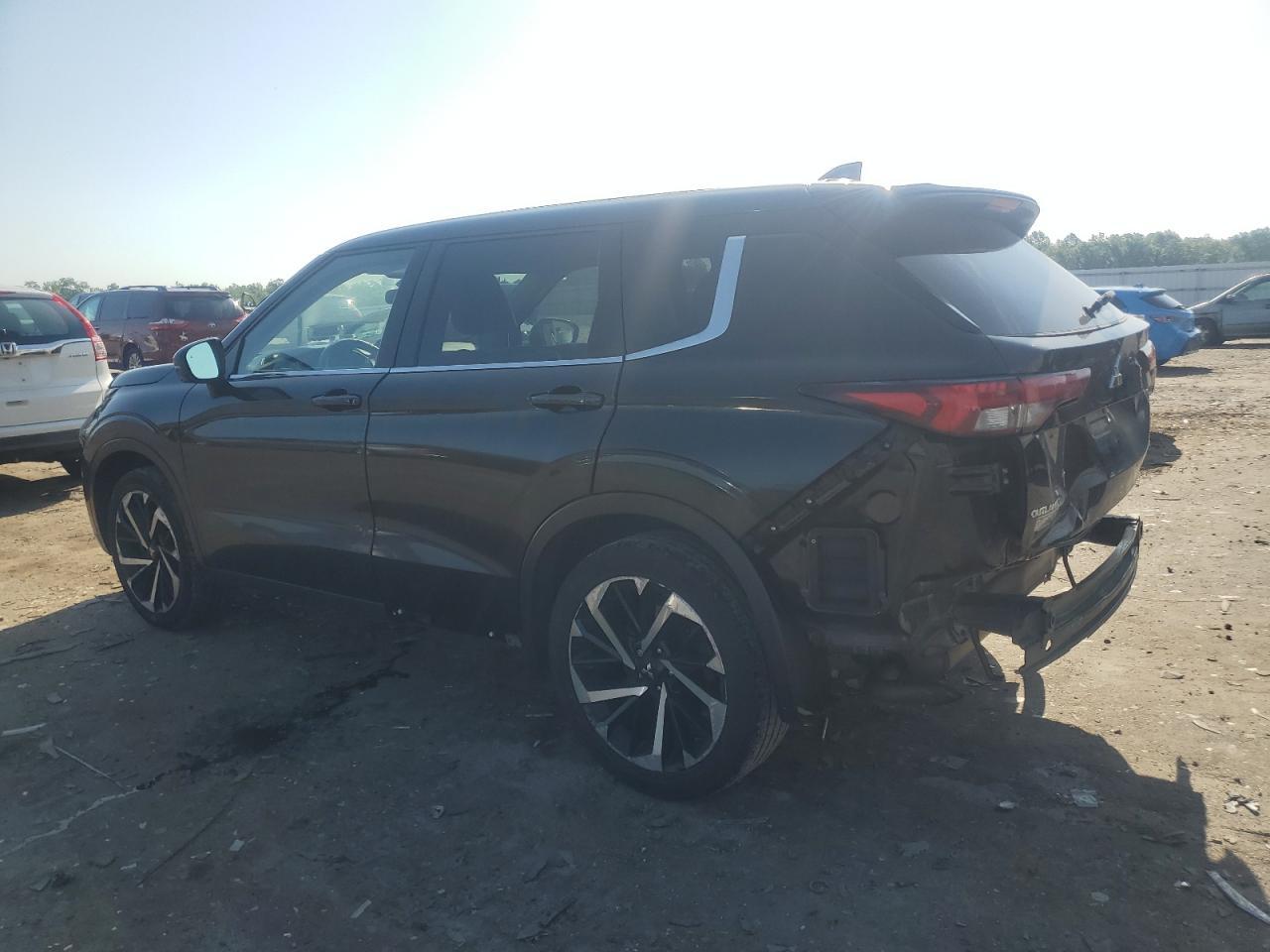 2022 MITSUBISHI outlander