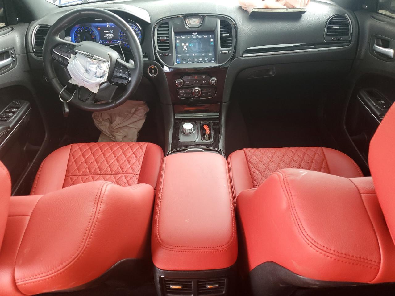 2018 CHRYSLER 300