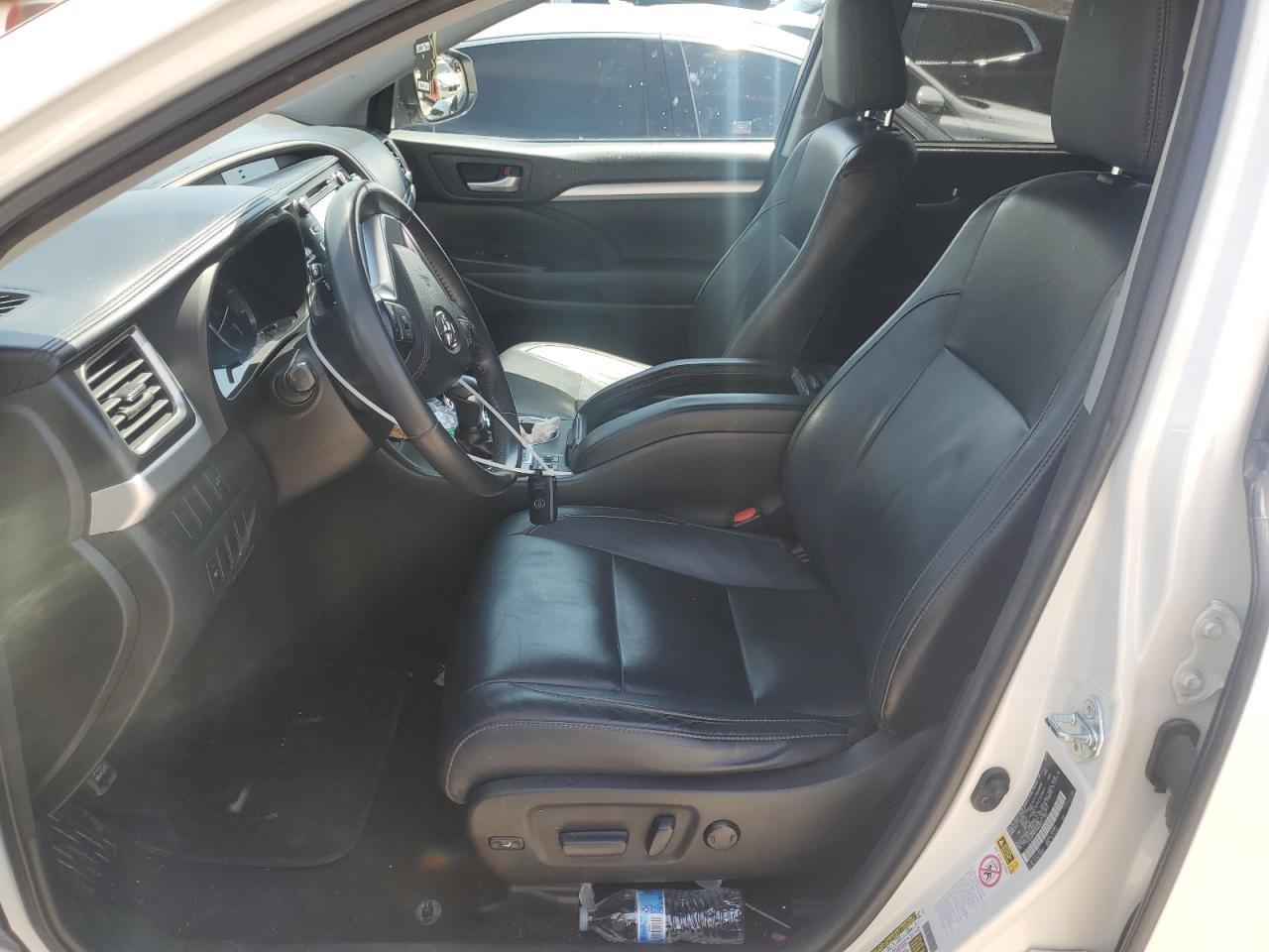 2015 TOYOTA HIGHLANDER