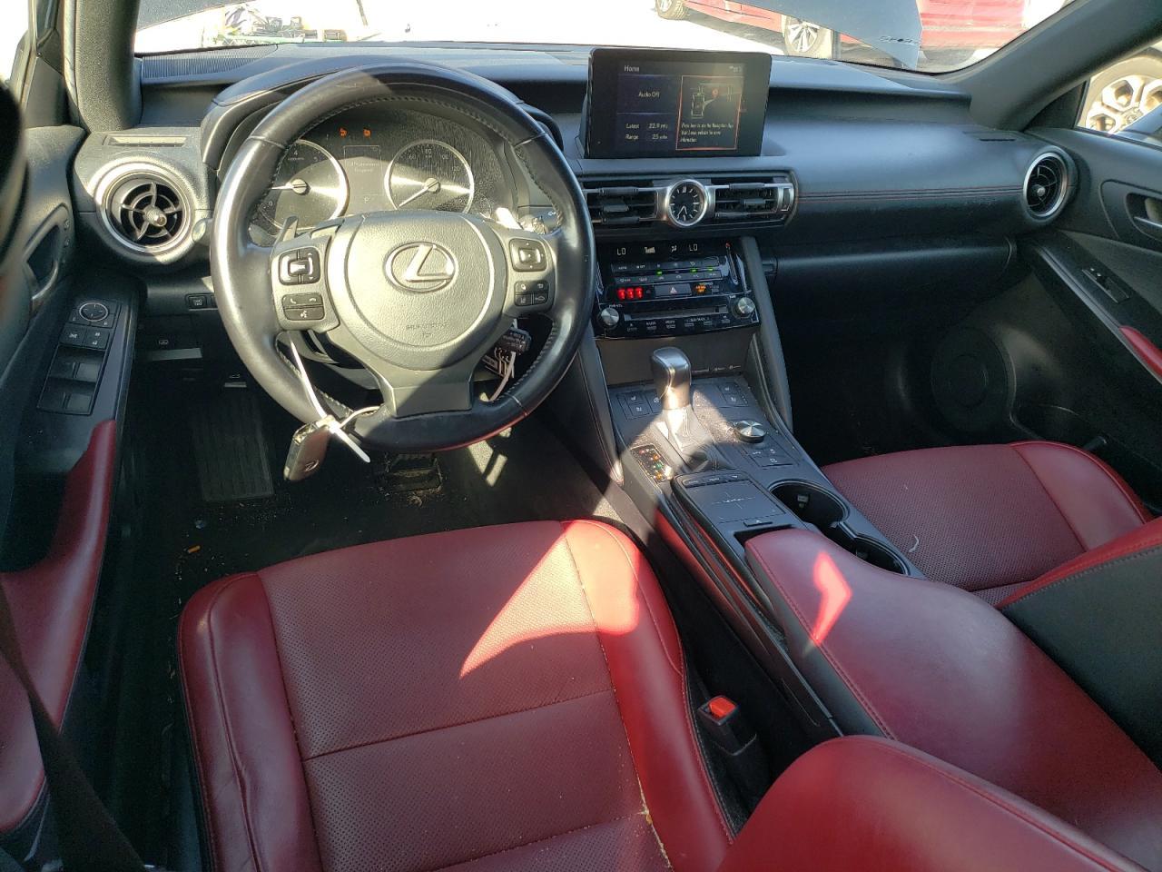 2022 LEXUS Is