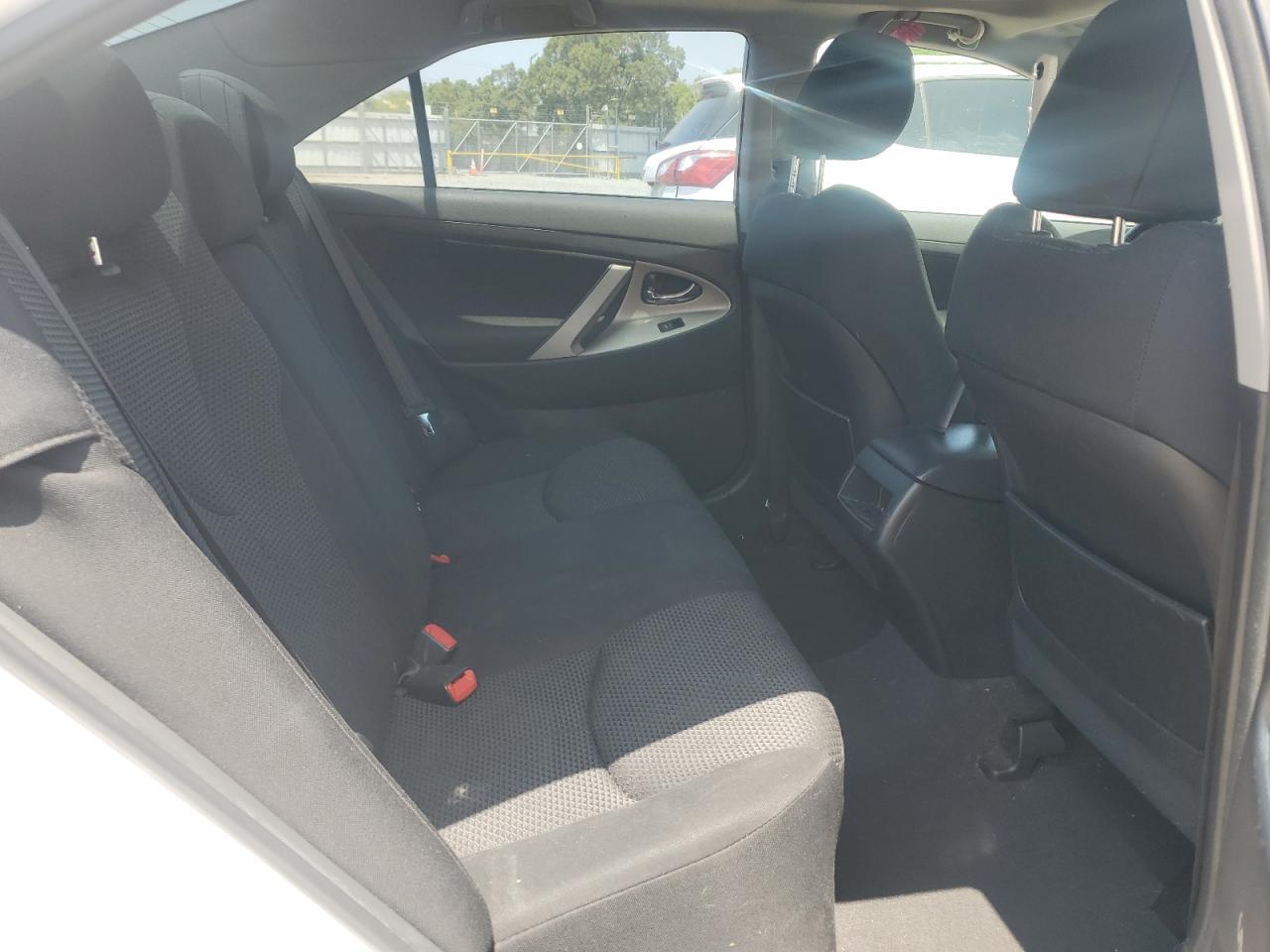 2010 TOYOTA CAMRY