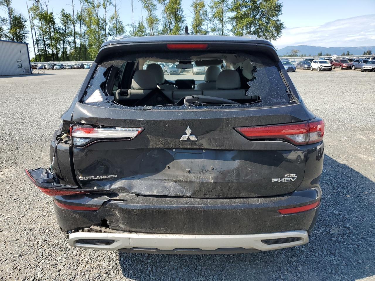 2023 MITSUBISHI outlander