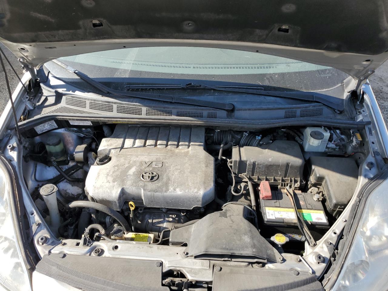 2008 TOYOTA SIENNA