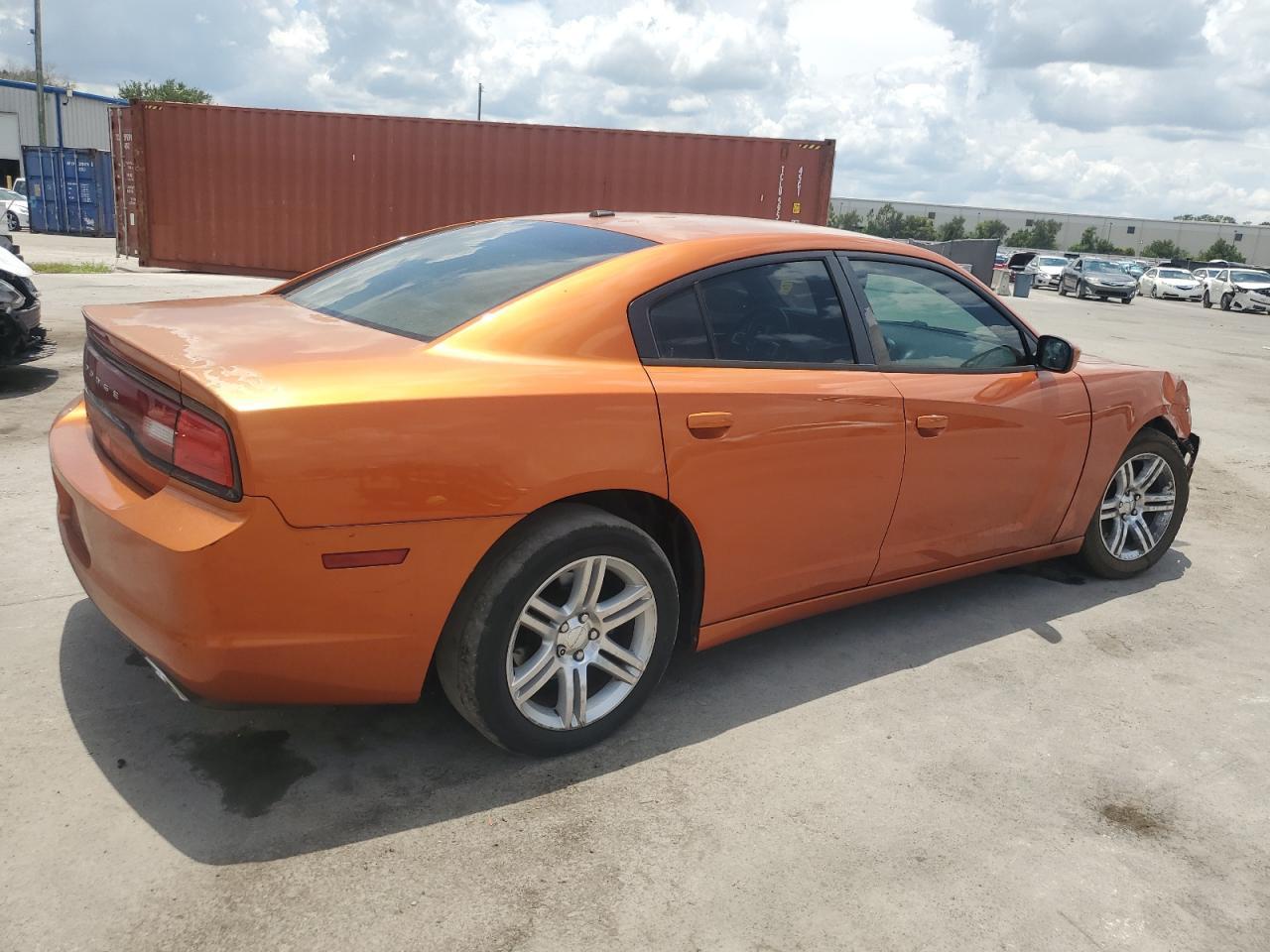 2011 DODGE CHARGER