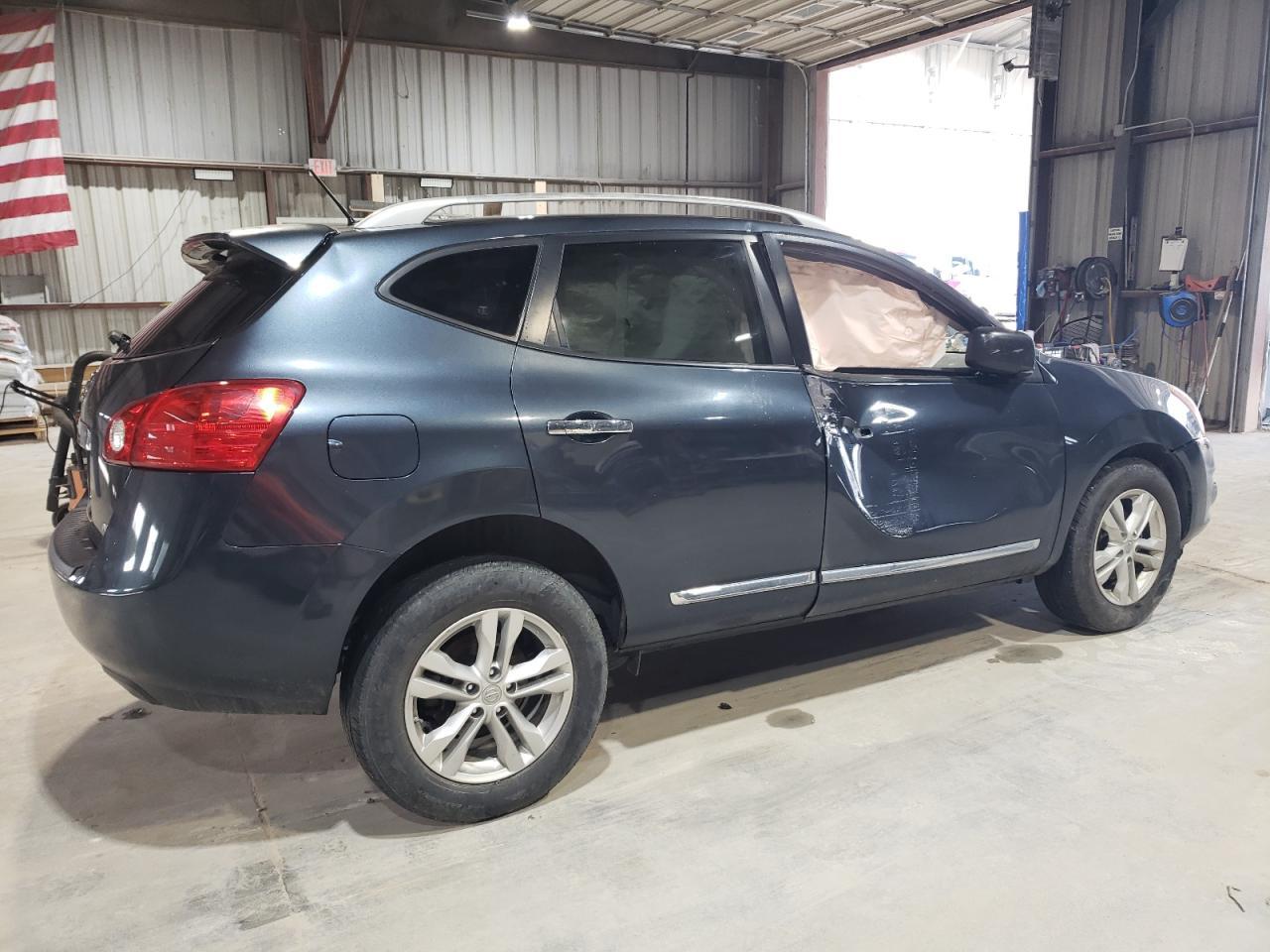 2015 NISSAN ROGUE