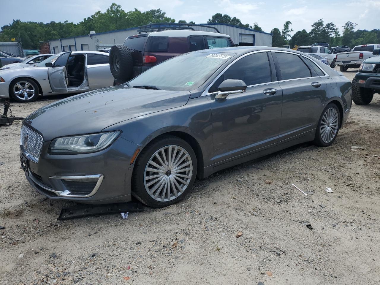 2017 LINCOLN MKZ