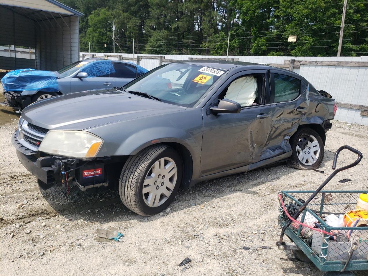 2013 DODGE Avenger