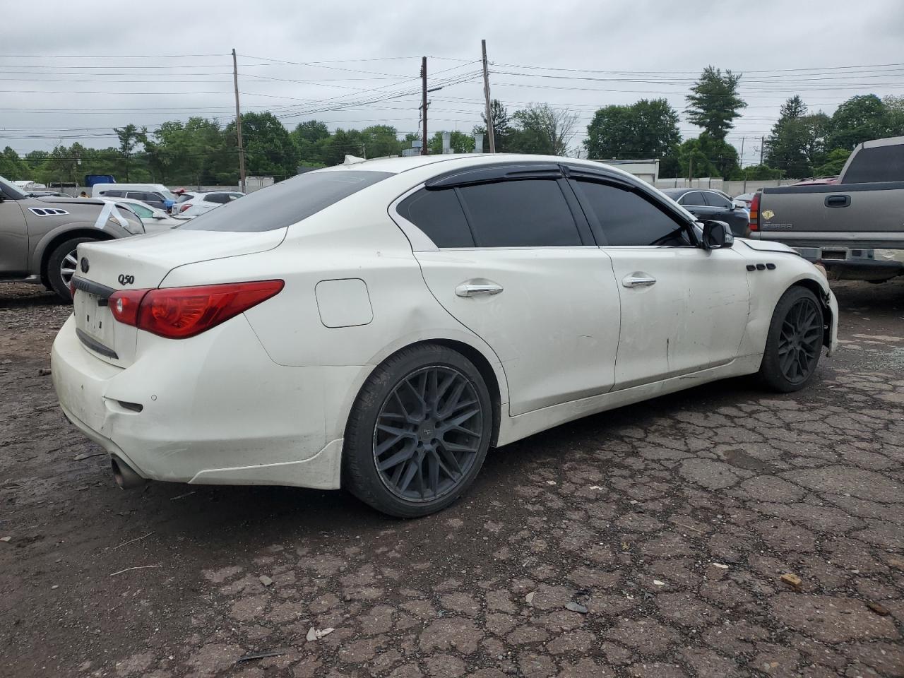 2014 INFINITI Q50