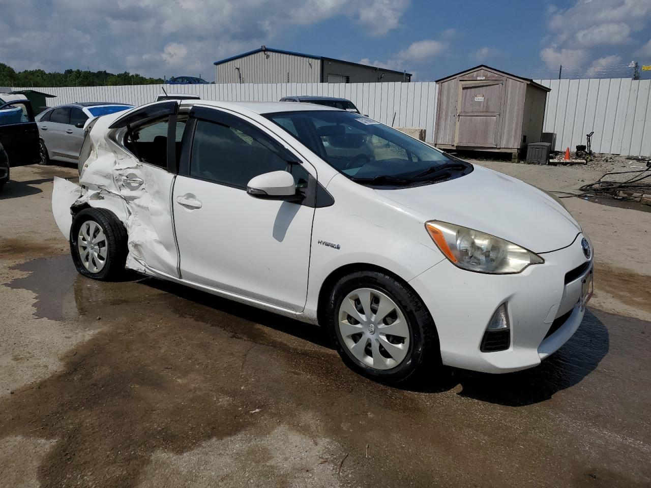 2012 TOYOTA Prius c