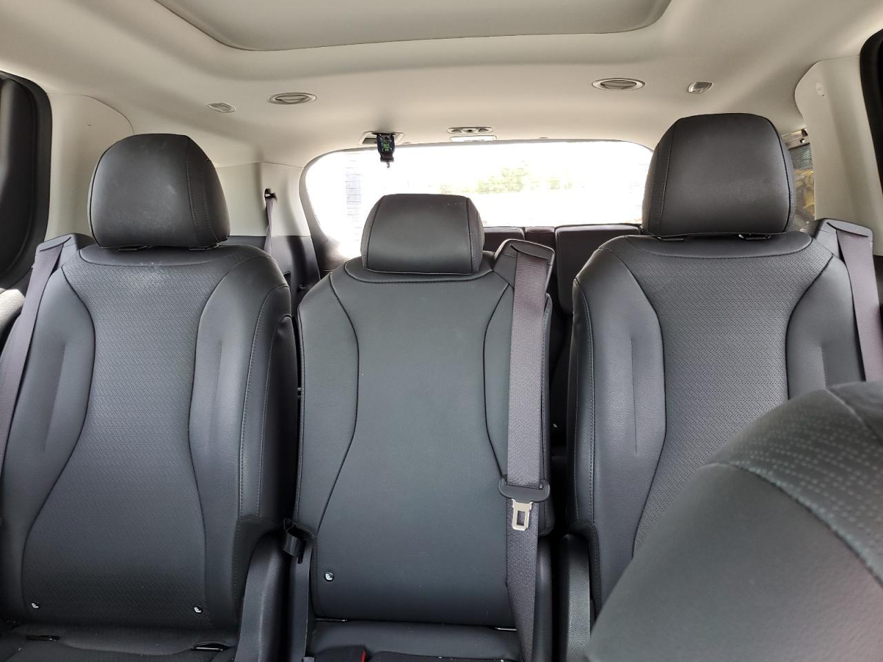 2024 KIA Carnival
