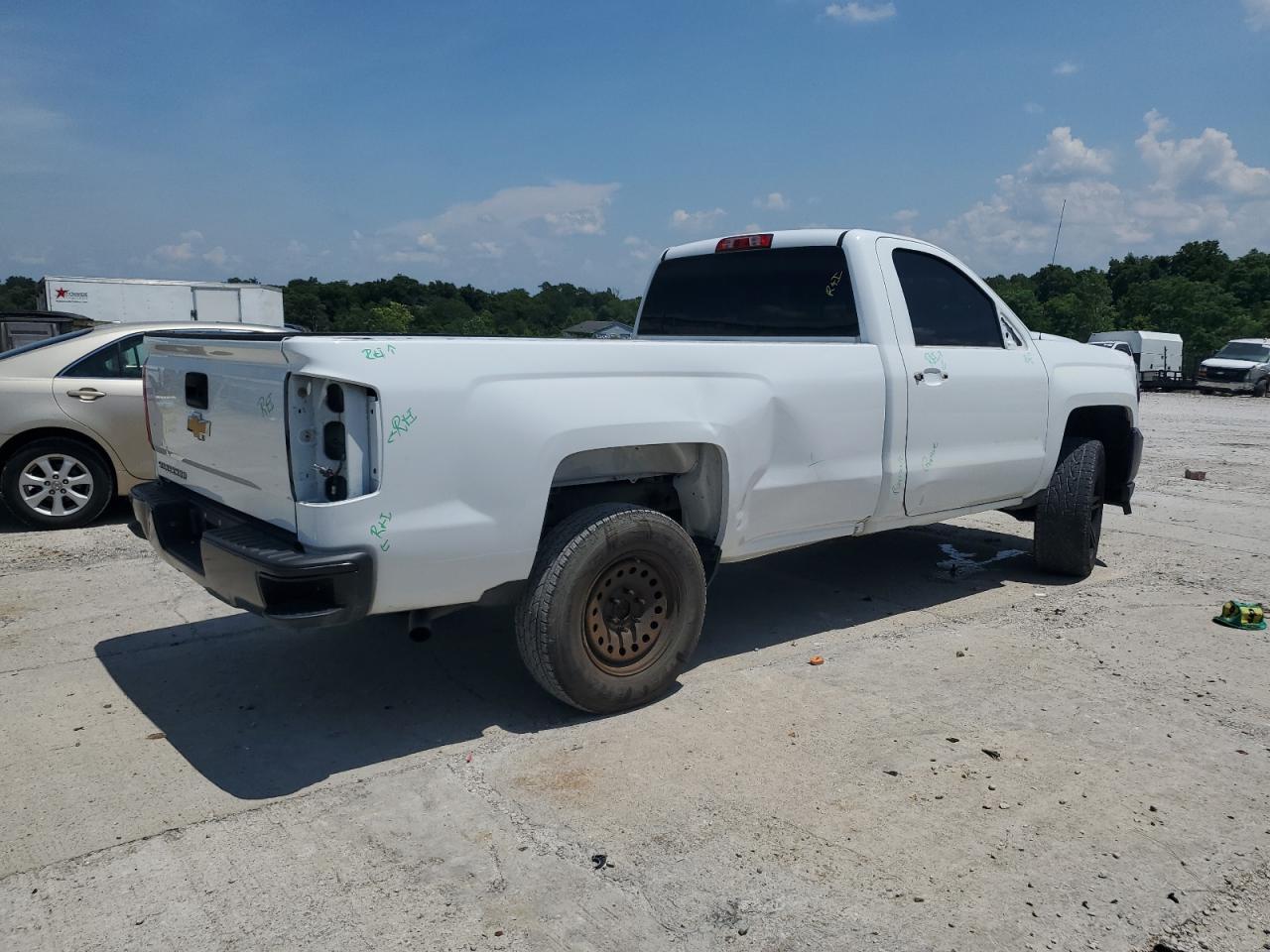 2018 CHEVROLET Silverado