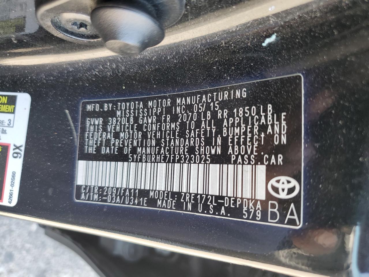 2015 TOYOTA COROLLA