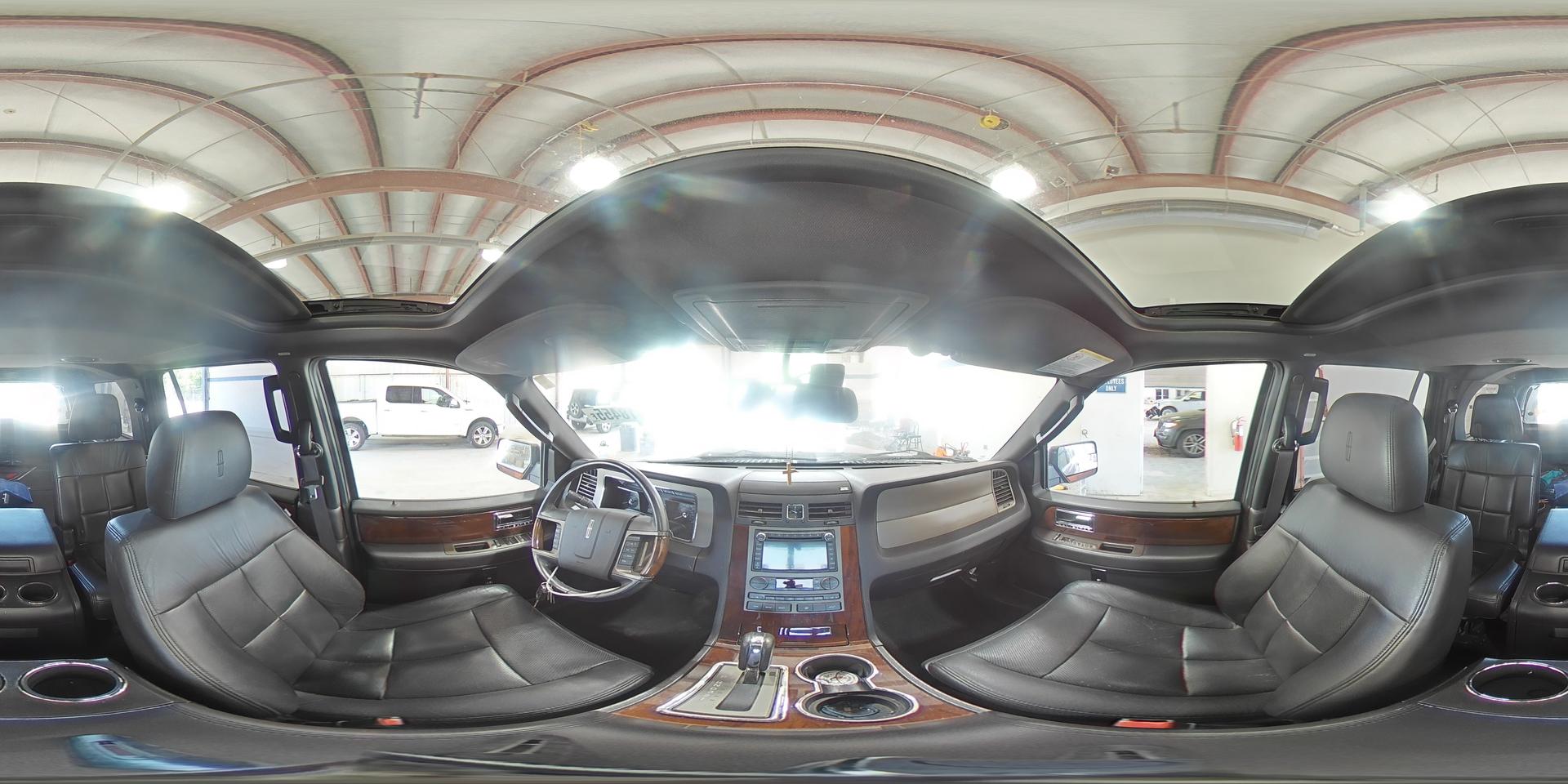 2014 LINCOLN Navigator