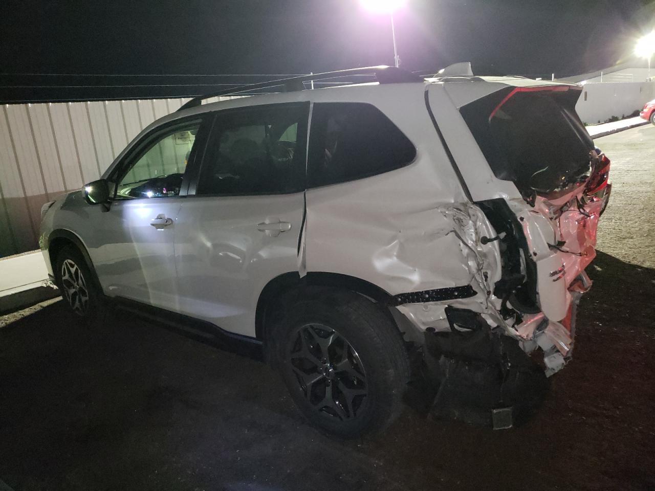 2020 SUBARU FORESTER