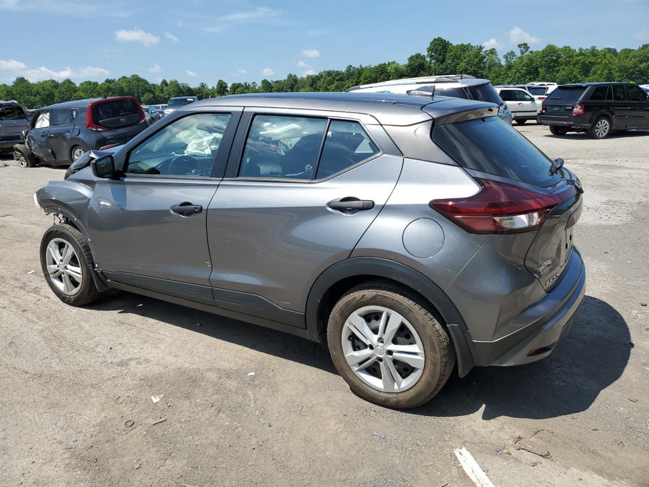 2023 NISSAN KICKS