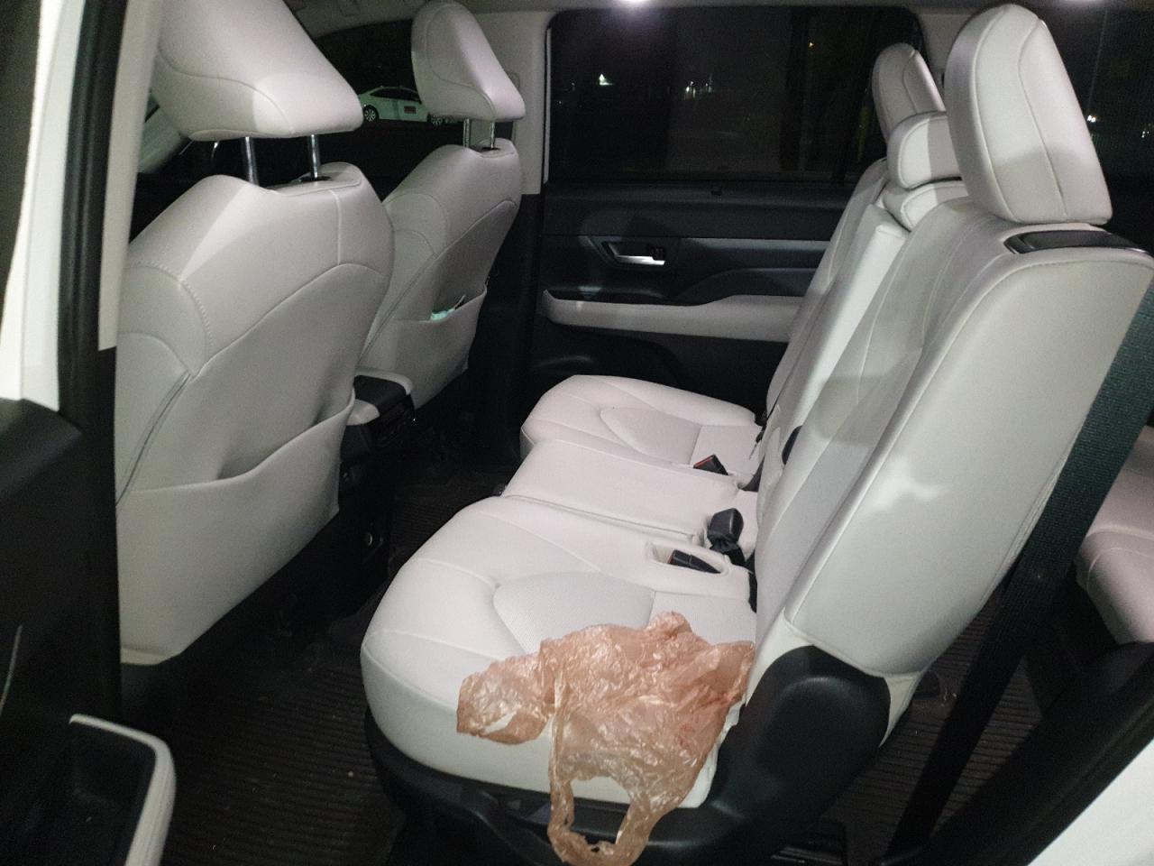 2024 TOYOTA HIGHLANDER