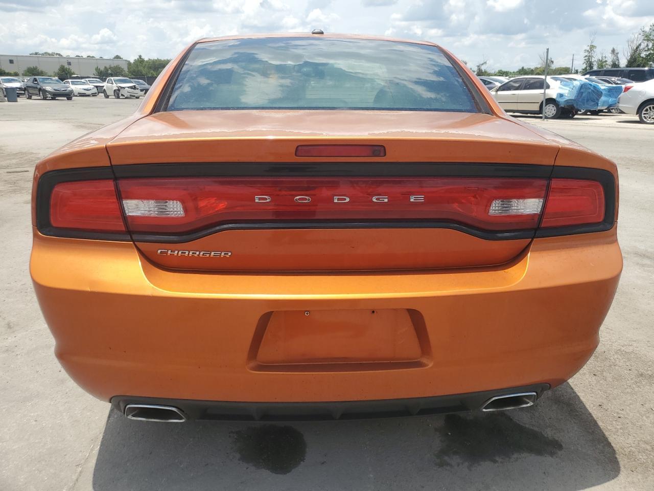 2011 DODGE CHARGER