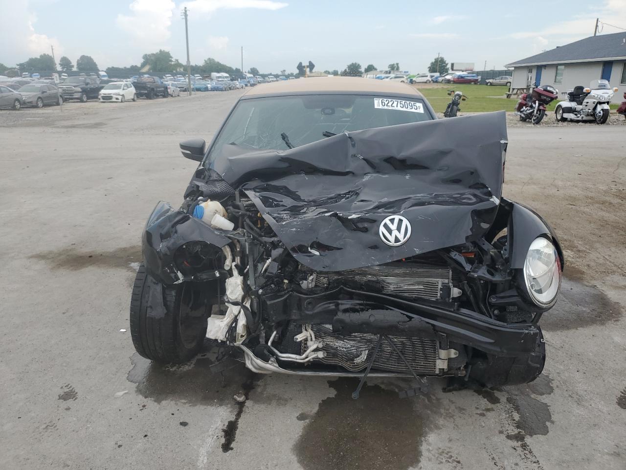 2016 VOLKSWAGEN Beetle