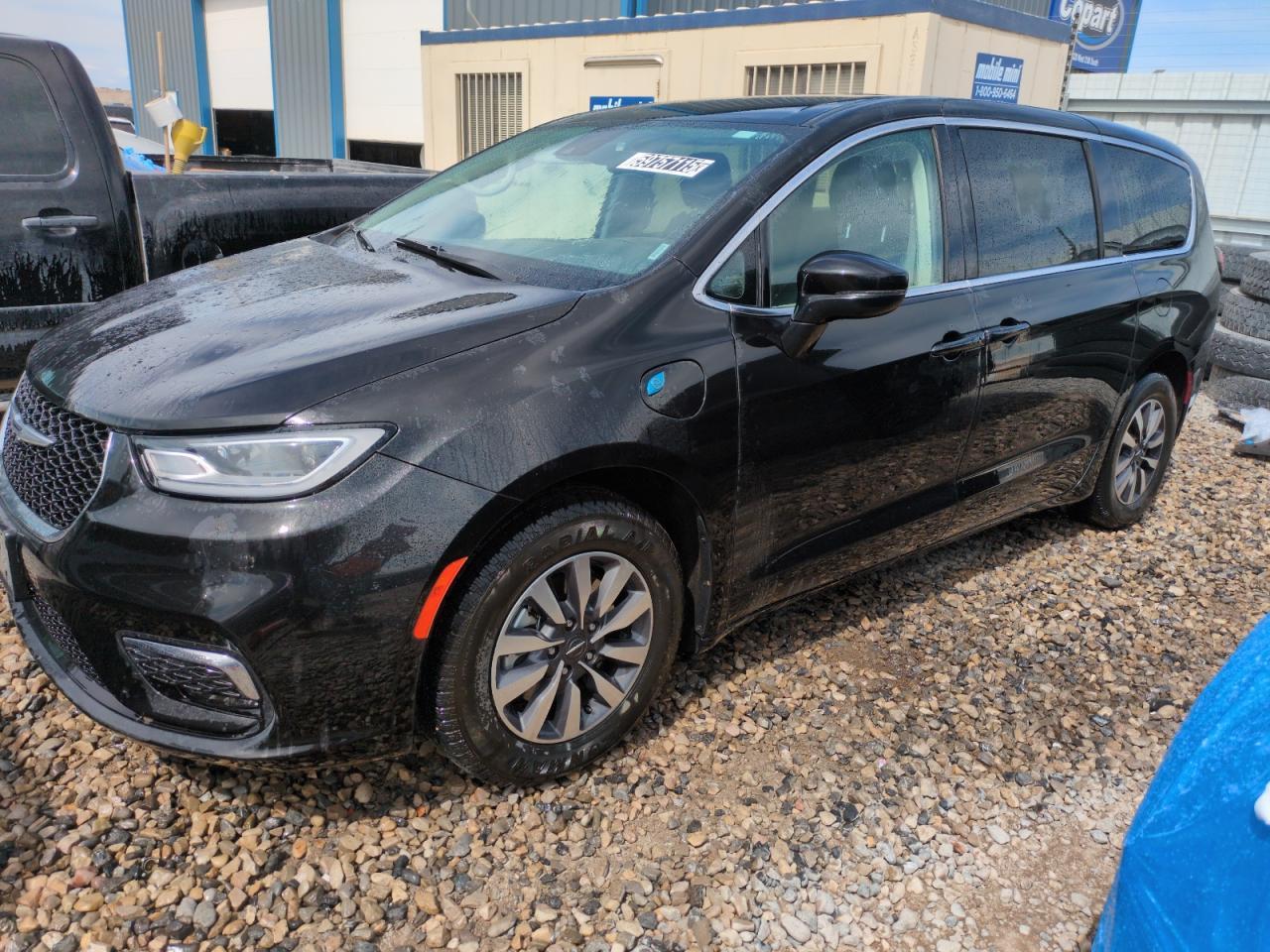 2023 CHRYSLER Pacifica