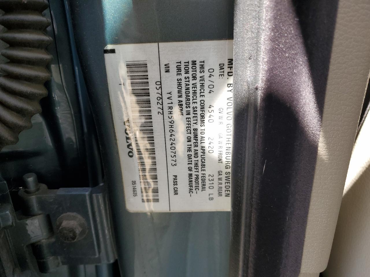 2004 VOLVO S60
