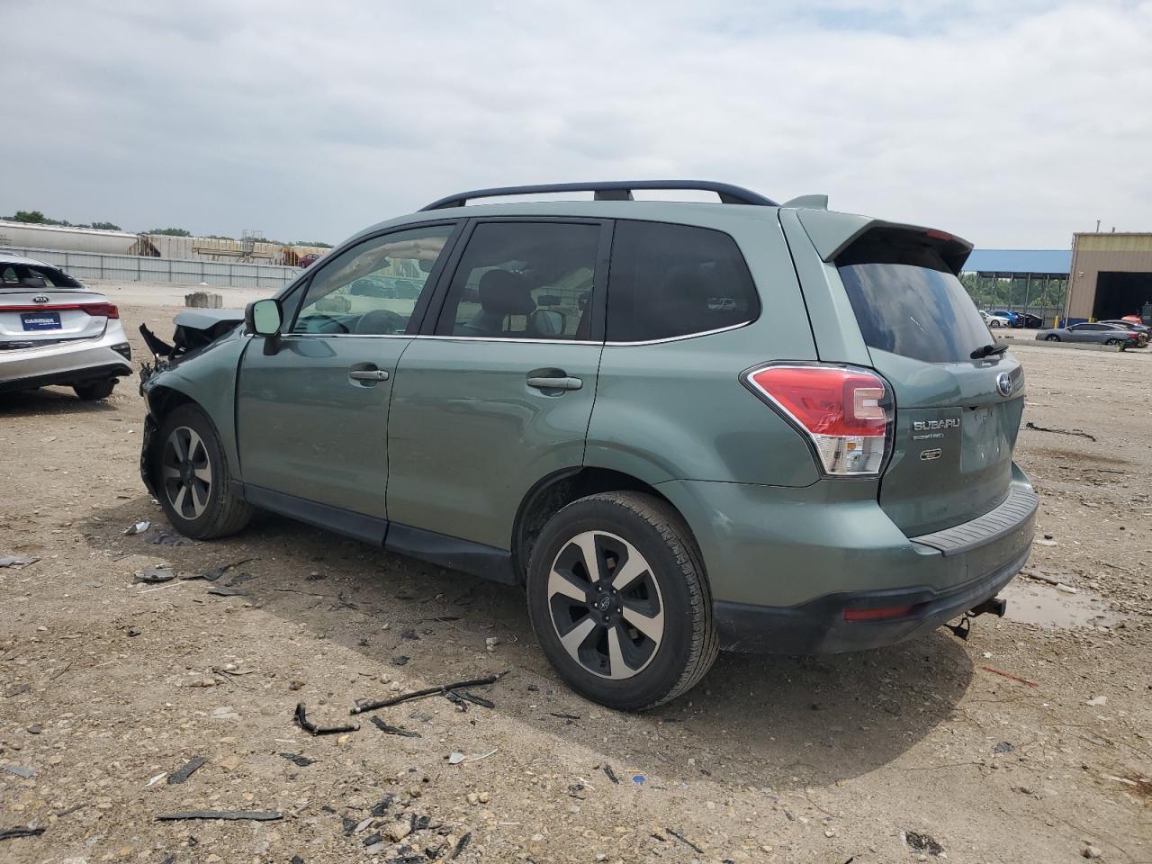 2018 SUBARU FORESTER