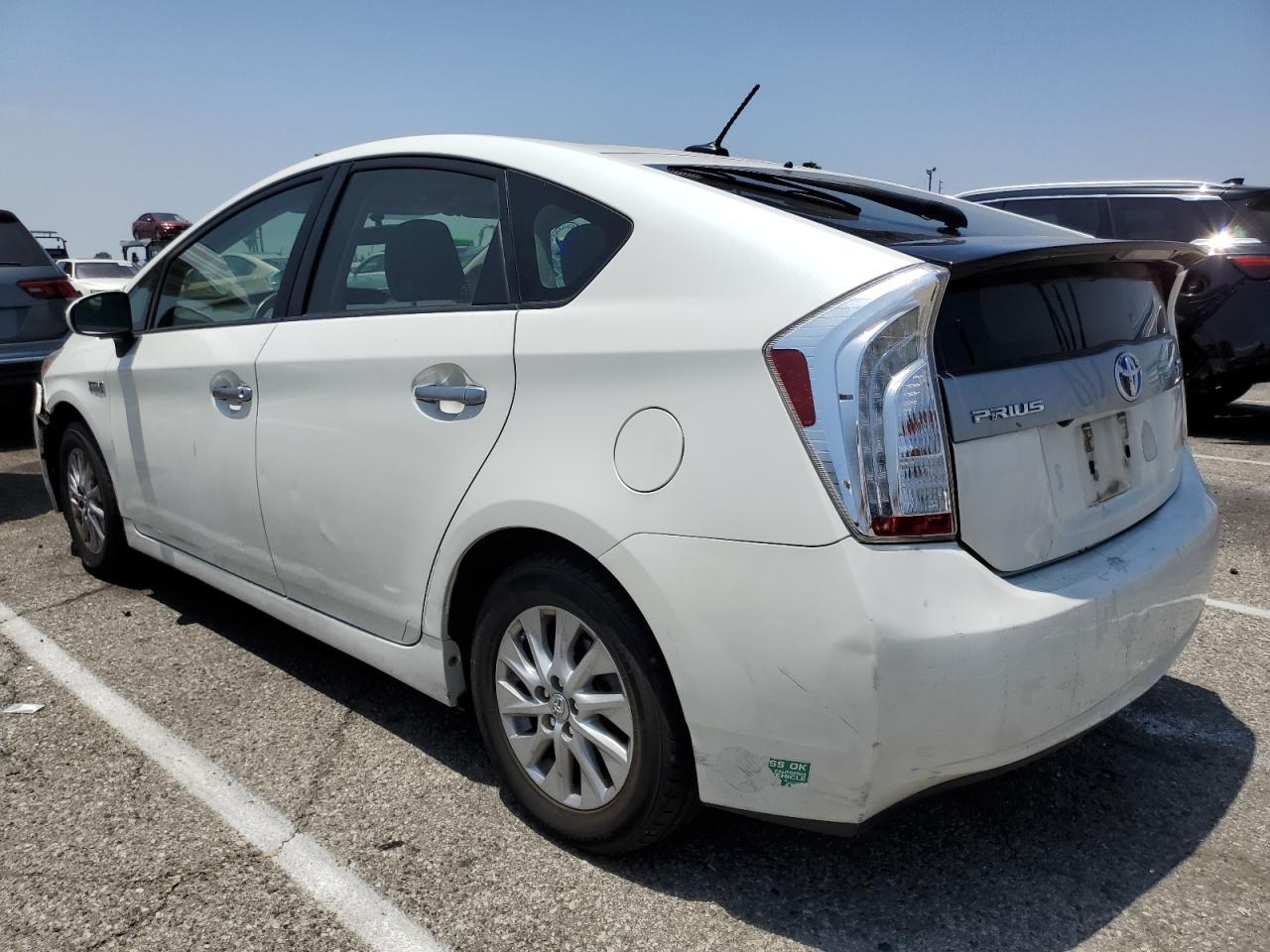 2014 TOYOTA Prius Plug-In