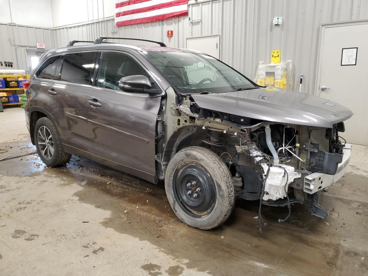 2018 TOYOTA HIGHLANDER