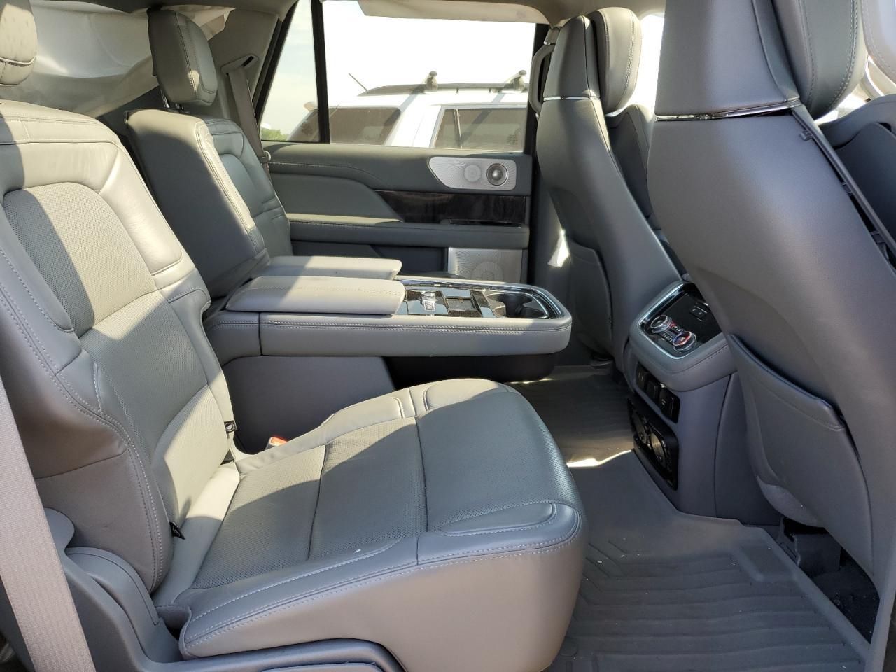 2020 LINCOLN Navigator