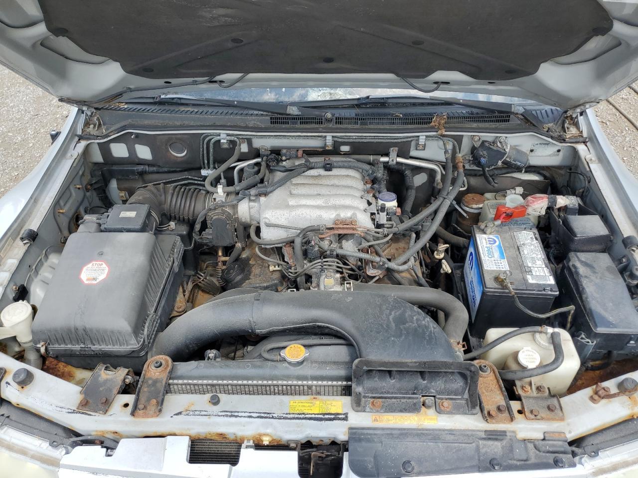 2003 MITSUBISHI Montero