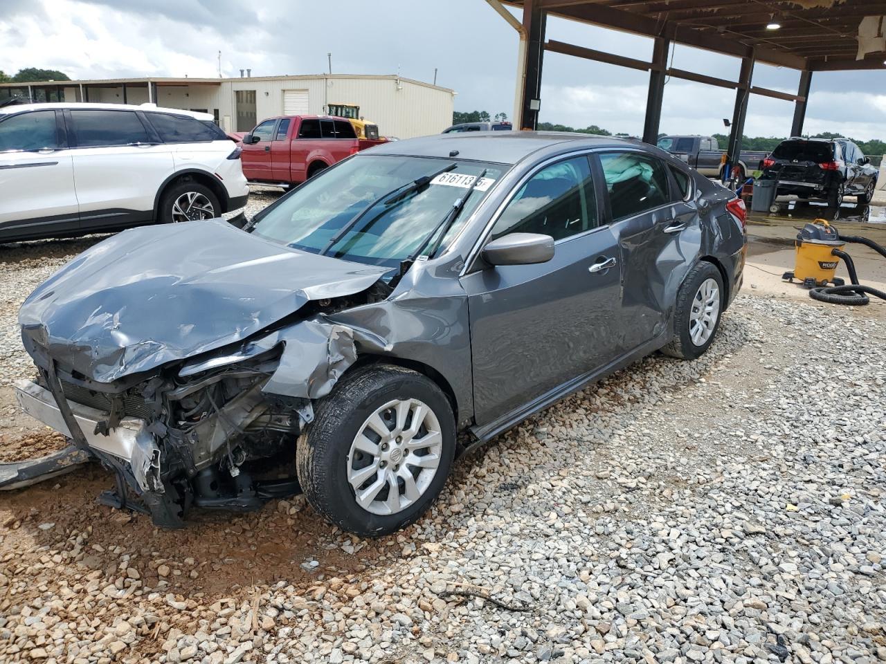 2017 NISSAN ALTIMA