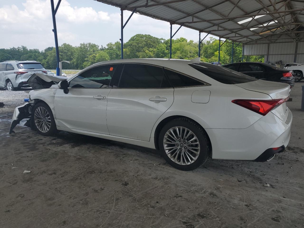 2019 TOYOTA Avalon